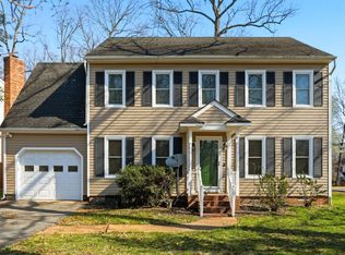 11400 Briarcrest Dr, North Chesterfield, VA 23236