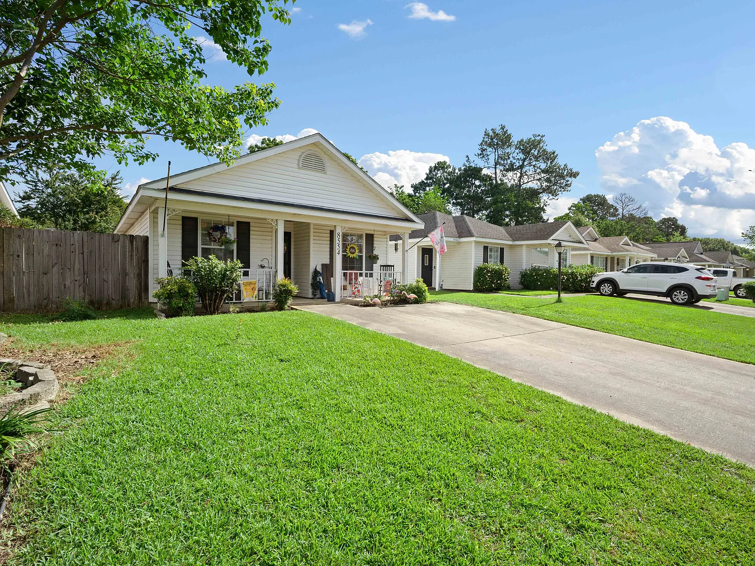 3 bed, 1184 sqft, $1,700 — Photo 3