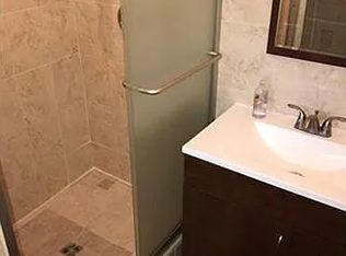 110 Highview Dr #1, Woodbridge, NJ 07095