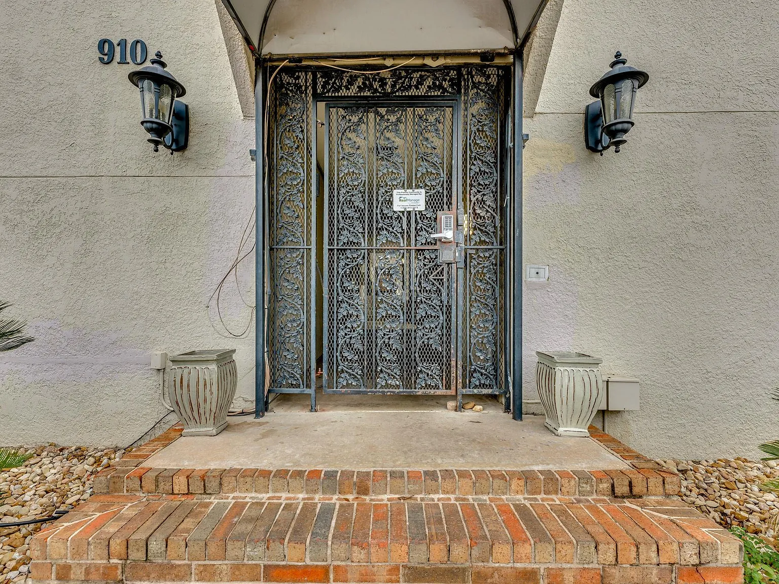 1 bed, 1.0 bath, 626 sqft, $1,100 — Photo 2