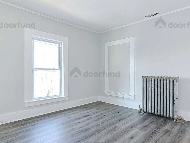 11 Pleasant St #7 — Photo 24