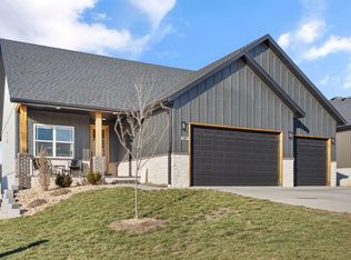 807 E Rainey St, Ozark, MO 65721