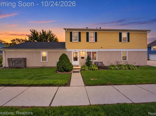 1612 Wingate Blvd, Ypsilanti, MI 48198