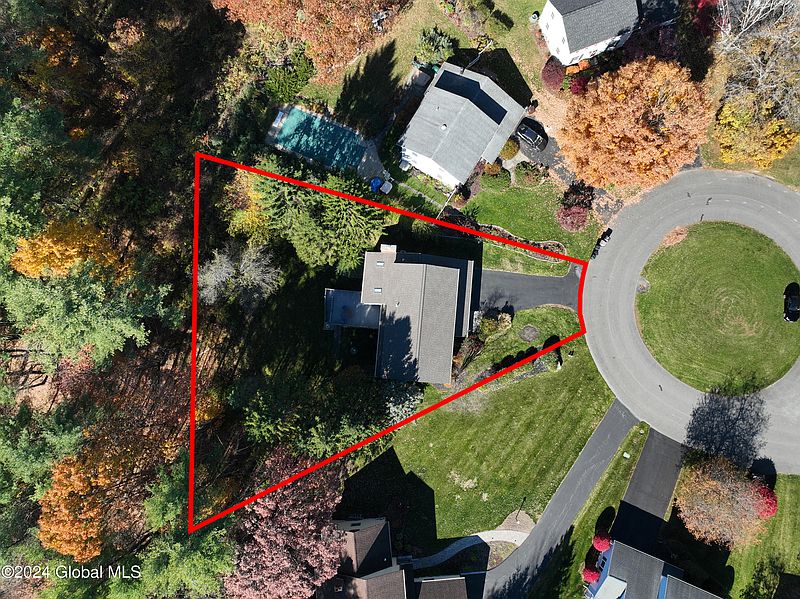 2nd image of 44 Grantwood Road