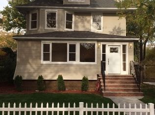 11 E Newell Ave, Rutherford, NJ 07070