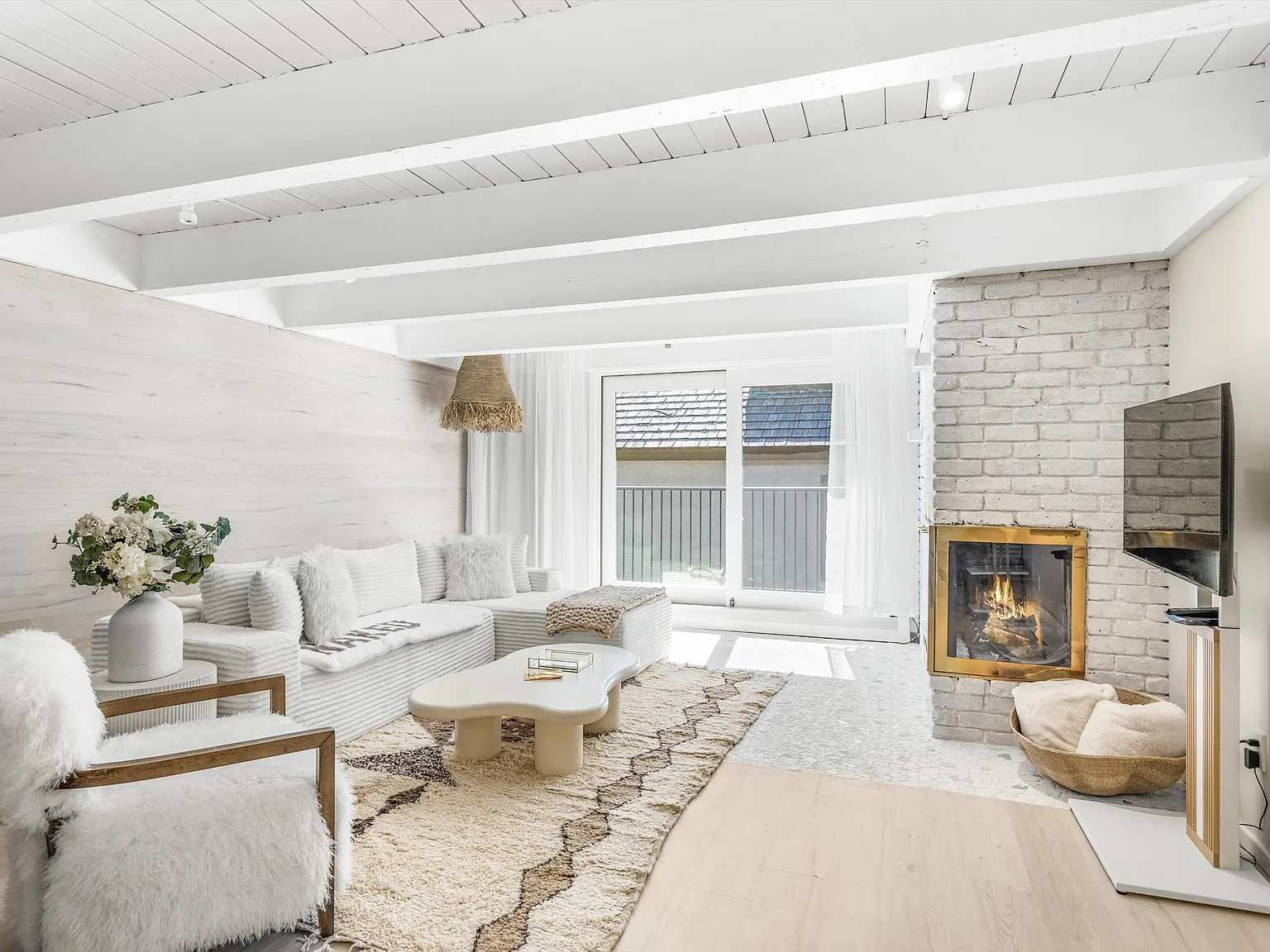 1 bed, 830 sqft, $11,500 — Photo 3