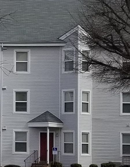 1st image of 606 Fairfax Ave APT D