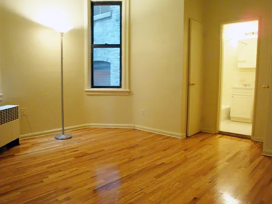 Rented by DSA Realty | media 23