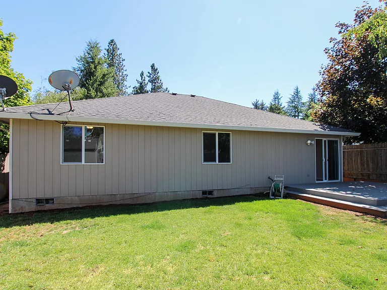 3882 Lone Oak Rd SE — Photo 24