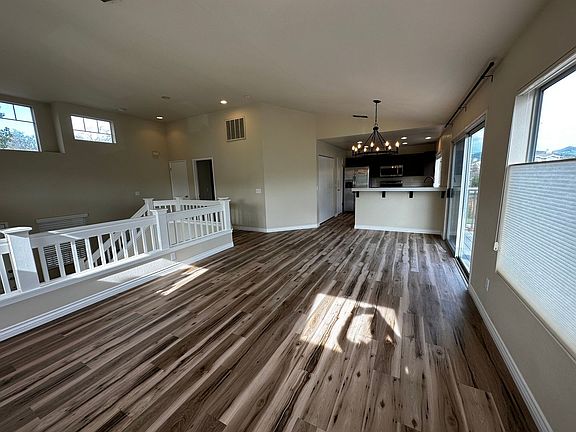 4th image of 1322 Fryer Creek Dr