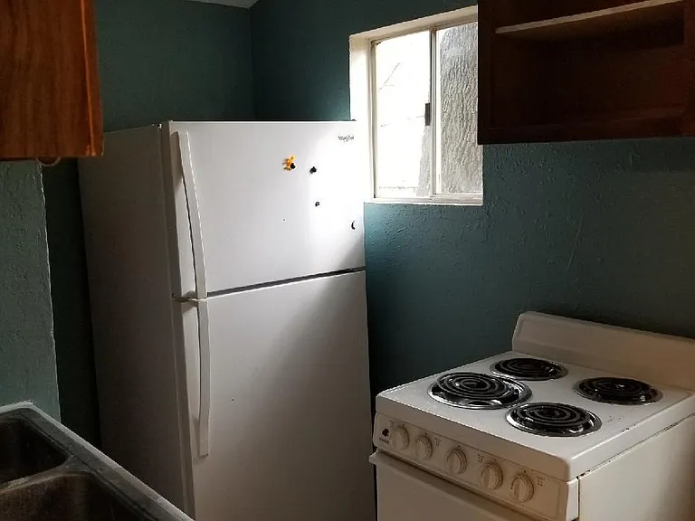 1203 W Martin Luther King Blvd — Photo 3