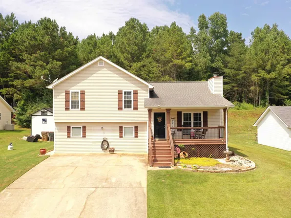 2608 Silverwood Dr, Gainesville, GA 30507