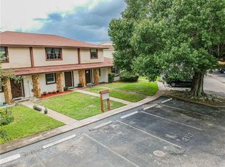 2119 Oak Chace Ct, Tampa, FL 33613
