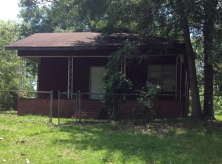 916 N 14th Ave, Laurel, MS 39440