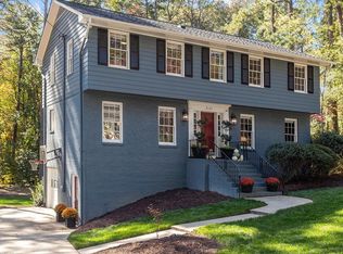 3121 Cartwright Dr, Raleigh, NC 27612