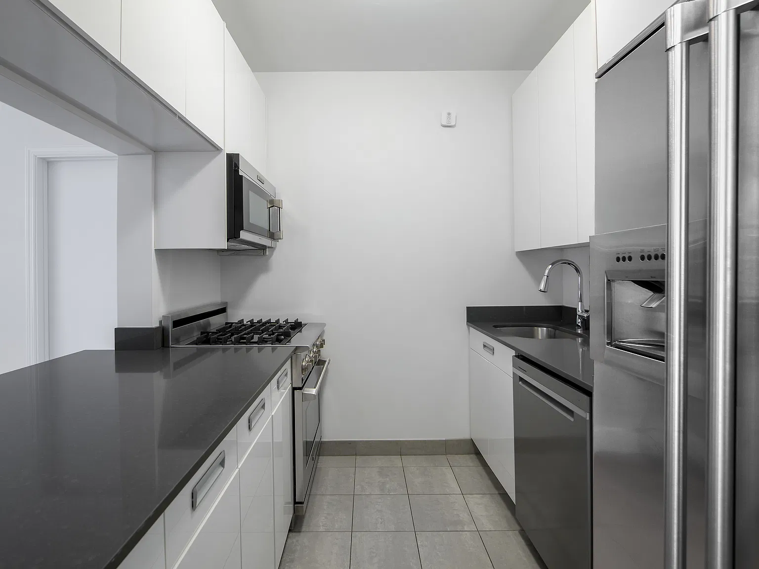 99 John Street — Photo 3