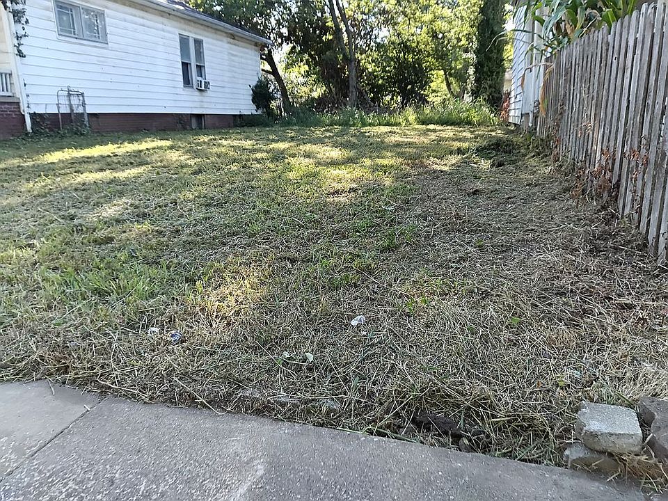 2nd image of 1519 Judson St