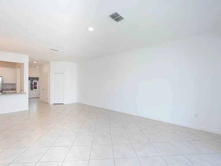 15218 Sunny Day Dr — Photo 26