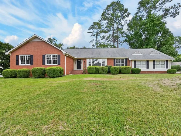 2607 Kenilworth Dr, Albany, GA 31707
