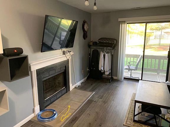 2nd image of 5318 Stonemeadow Ave APT B
