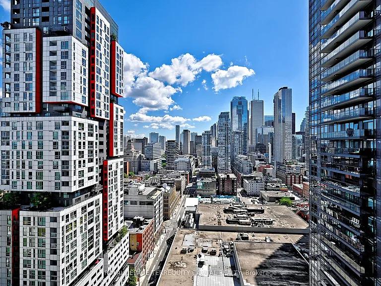 125 Peter St #2308 — Photo 32