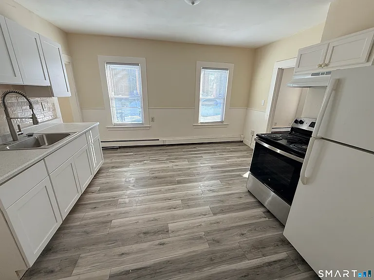 15-17 Beacon St #1 — Photo 11