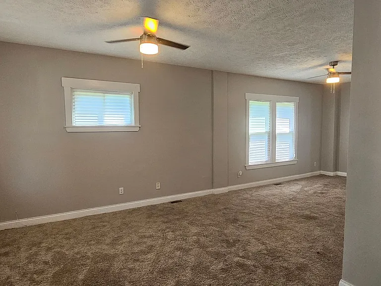 9710 Easton Ave — Photo 7