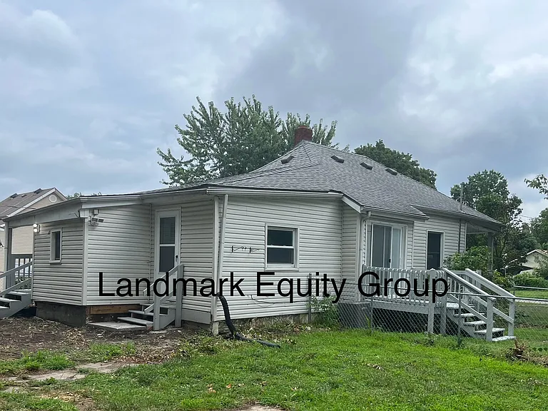 10406 E Lexington Ave — Photo 5