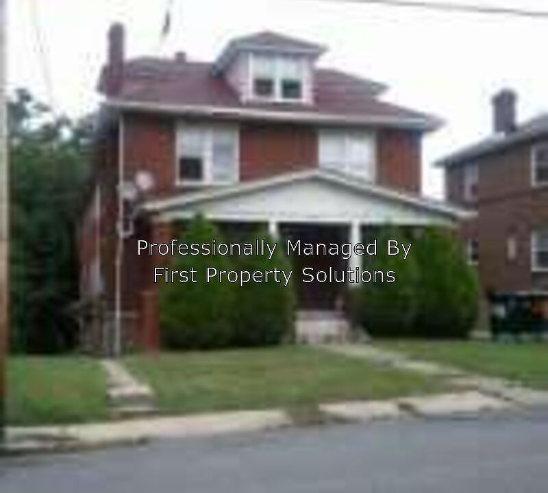1st image of 415 Woodlawn Ave