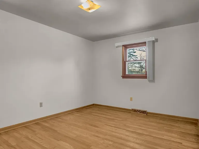 1158 Pine Rd — Photo 18