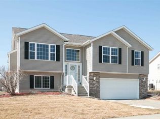 155 McKenzie Ln S, North Liberty, IA 52317