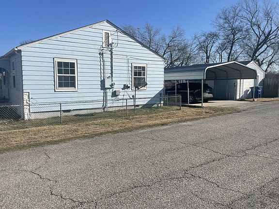 2nd image of 3328 W 51st St