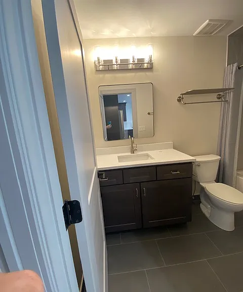 33 W Naperville Rd — Photo 8