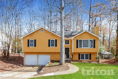 3746 Windy Hill Dr SE Photo 1
