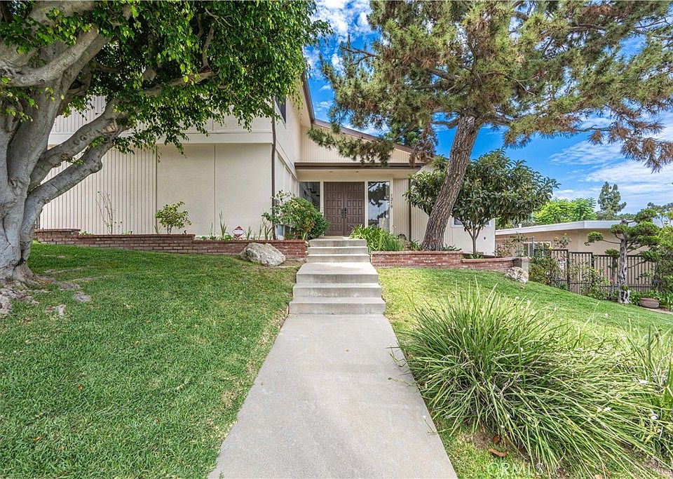 1st image of 1319 Via Del Rey