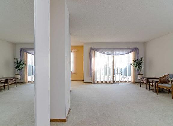 4th image of 5656 Sanibel Drive
