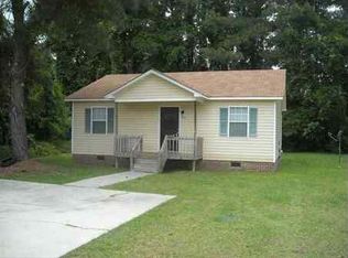 1729 W Pine Lake Dr, Florence, SC 29506