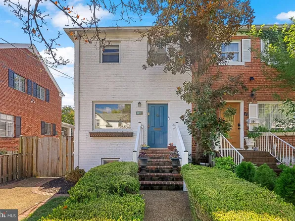 19 E Custis Ave #A, Alexandria, VA 22301