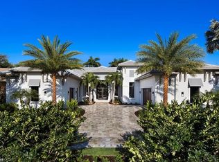 3050 Crayton Rd, Naples, FL 34103