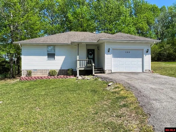 503 S 5th St, Flippin, AR 72634