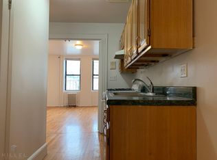 553 Woodward Ave APT 3R, Ridgewood, NY 11385