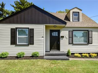 359 W Wilson St, Struthers, OH 44471