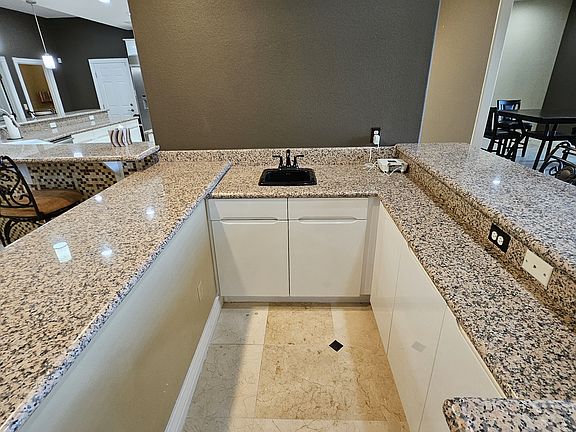 5th image of 2101 Grand Island Ct