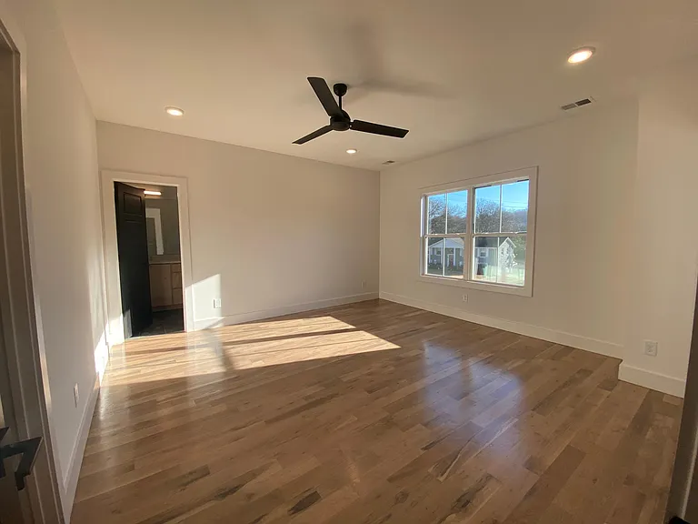 6460 Thunderbird Dr — Photo 5