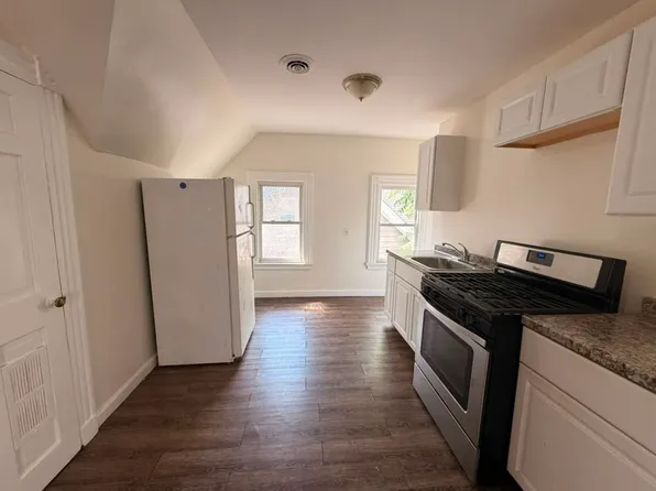 745 George St, New Haven, CT