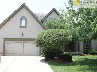 7350 Oakview St, Shawnee, KS 66216