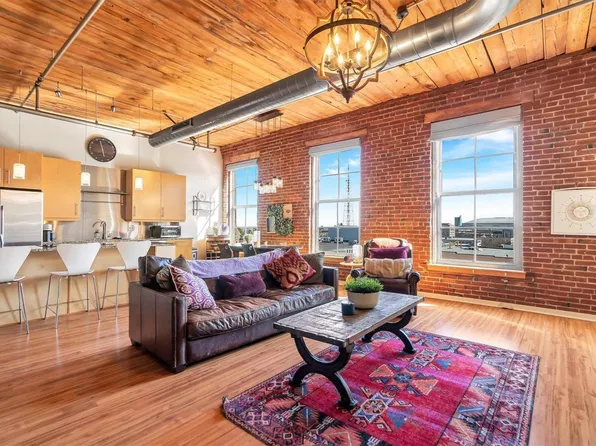 721 N 17th St APT 408, Saint Louis, MO 63103