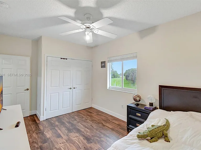 16339 Malibu Dr #22 — Photo 43