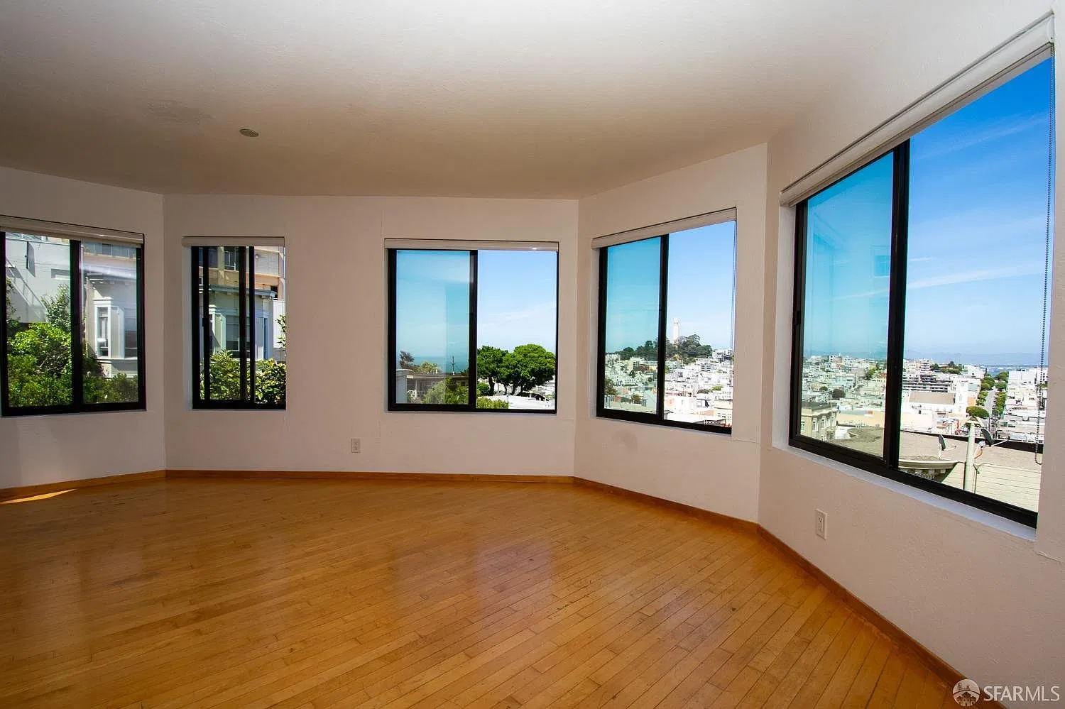 1 bed, 1.0 bath, 620 sqft, $4,995 — Photo 3