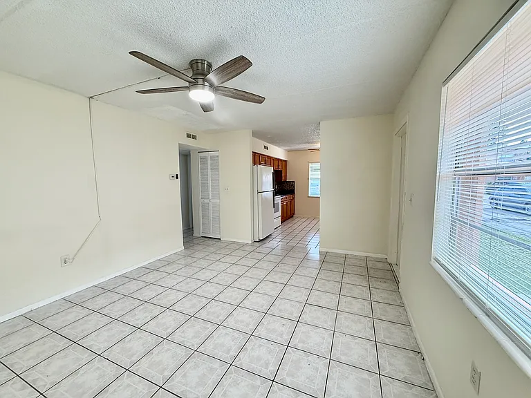 698 Michigan Ct #1 — Photo 6
